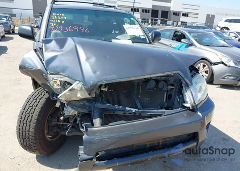 2006 Toyota 4Runner Sr5 V6 z USA, uszkodzony, nr VIN JTEZU14R960076959